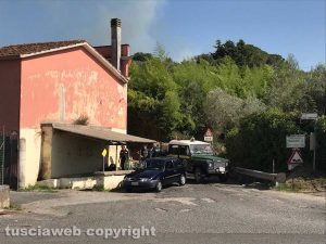 Viterbo - L'incendio tra Ponte di Cetti e lo svincolo della superstrada