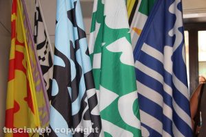 Ronciglione - Corse a vuoto 2017 - Le bandiere dei rioni