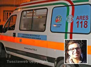 Un ambulanza e nel riquadro Francesco Derìu