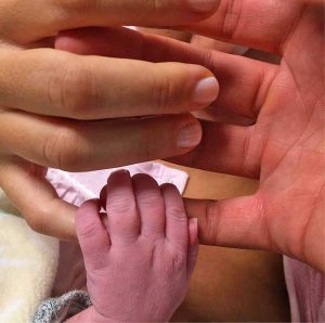 Roma - E' nato Andrea, il figlio di Alessandro Di Battista