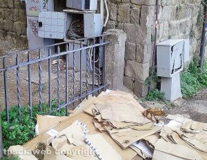 Viterbo - Degrado nei pressi di palazzo dei Papi