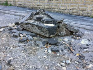 Viterbo - Lavori mai finiti in via della Pila