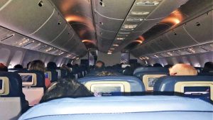 L'aereo nella turbolenza dell'uragano Irma