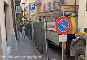Viterbo - Via Cairoli - Riaperto il cantiere