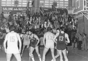 Il gruppo ultrà del basket viterbese