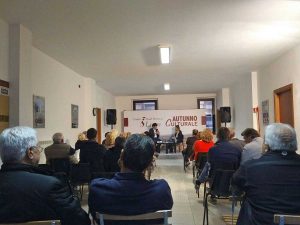 Viterbo - Eugenio Cipolla parla del suo libro 'Condannate Berlusconi' al centro studi Ricerca il Leone
