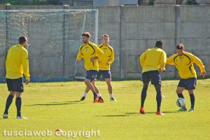 Sport - Calcio - Viterbese - L'allenamento della squadra