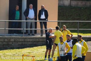 Sport - Calcio - Viterbese - Piero Camilli osserva il lavoro della squadra