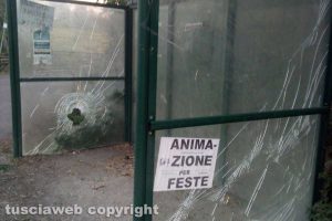 Viterbo - La fermata dei bus nella frazione di Fastello