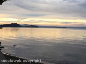 Marta - Tramonto sul lago di Bolsena