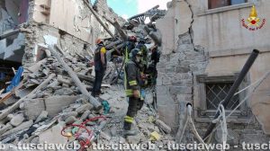 Rieti - Il terremoto a Cittareale - I vigili del fuoco