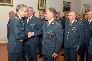 Guardia di finanza - La visita del generale Buratti al comando provinciale