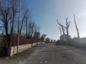 Montalto di Castro - Il piazzale adiacente alla stazione