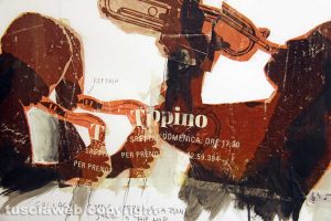 La mostra d'arte "Elementi cartacei"