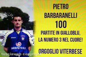 Sport - Calcio - Viterbese - La bandiera dedicata a Pietro Barbaranelli