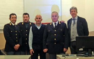 La polizia entra nelle scuole bassanesi