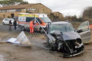Nepi - Incidente sulla Cassia a Settevene