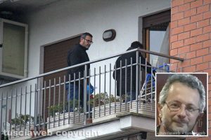 Viterbo - Delitto di via Santa Lucia - La polizia nell'appartamento - Nel riquadro Ermanno Fieno