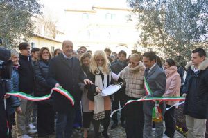 Castiglione in Teverina - Scuola Intrecci - Il taglio del nastro di Nicola Zingaretti