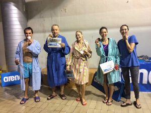 Sport - Nuoto - Gli atleti della Larus sul podio