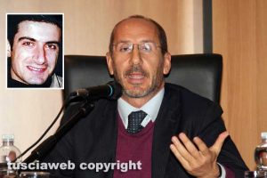 L'avvocato Cesare Placanica - Nel riquadro: Attilio Manca