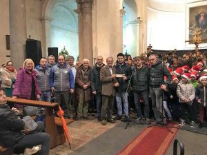 Canepina - La consegna dell'incasso della cena di beneficenza
