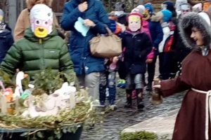 San Lorenzo nuovo - Gli alunni della scuola primaria alla festa di Sant'Antonio