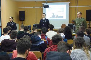 Info team della Scuola sottufficiali dell'esercito