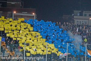 Sport - Calcio - Viterbese - La curva gialloblù