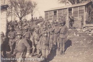 Soldati della scuola Lanciabombe durante la Prima guerra mondiale - Foto: collezione privata Luca Pallotta
