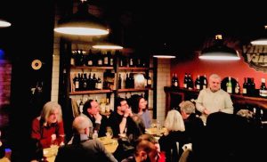 San Lorenzo nuovo - La serata "Vino e parole" al Caffè centrale