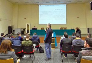 Gli infoteam della scuola sottufficiali nelle scuole viterbesi