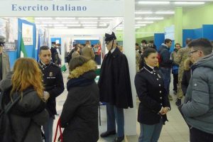 Viterbo - La scuola sottufficiali a “Orienta Lazio”