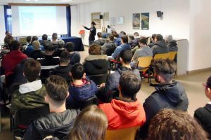 Gli infoteam della scuola sottufficiali al Galilei e all'Orioli