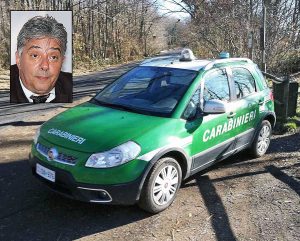 Carabinieri forestali - Nel riquadro: L'avvocato Enrico Valentini