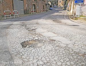 Carbognano - Voragine sulla provinciale