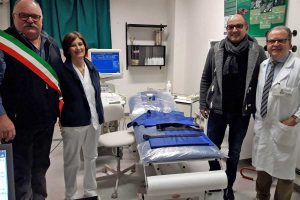 Tarquinia - Il momento della donazione all'ospedale