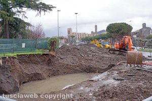Viterbo – Sacrario – La rottura del collettore fognario