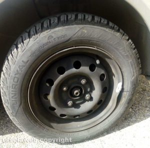 Strade colabrodo - Danni alle auto