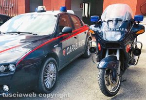 Auto e moto dei carabinieri - foto d'archivio