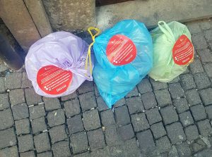 Viterbo - Rifiuti, i sacchi non ritirati