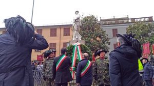 Marta - I bersaglieri sfilano per la città