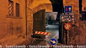 Viterbo - Porta San Pietro chiusa