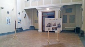 Viterbo - La mostra di Azione cattolica in allestimento