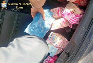 Finanza - "Operazione Affari di famiglia"
