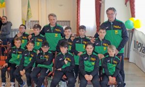 Mpntefiascone baseball Under 12 con l'allenatore Roberto Fortunati e Marco Marianello