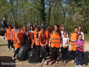 Sant'Eutizio - Il comitato ambiente al lavoro