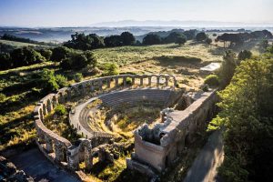 Ferento dall'alto