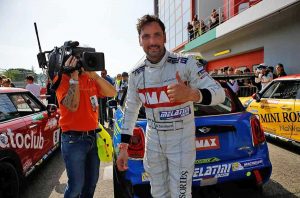 Il pilota Gustavo sandrucci al Mini challenge