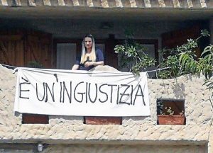 Bimba contesa - La mamma barricata in casa